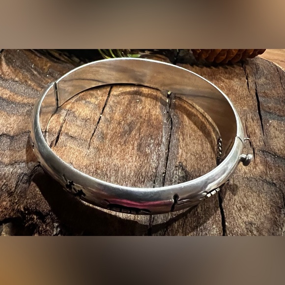 Taxco Mexico Bracelet Silver TS-43 OSA Bull Fight Toreros Story Telling Bangle M - Picture 8 of 10